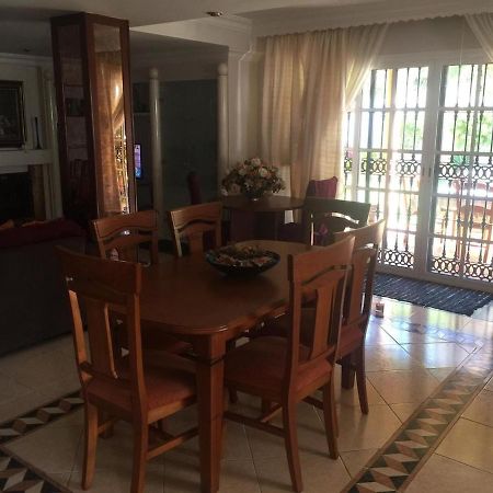 Villa Mijas With Pool 50 M Beach 푸엔히롤라 외부 사진