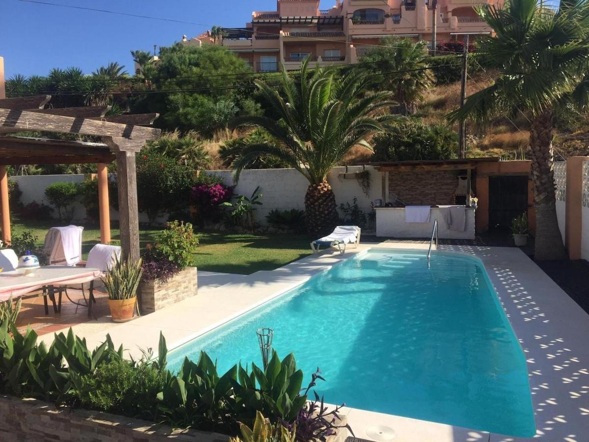 Villa Mijas With Pool 50 M Beach 푸엔히롤라 외부 사진