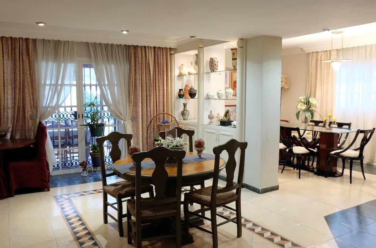 Villa Mijas With Pool 50 M Beach 푸엔히롤라 외부 사진