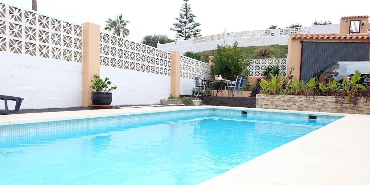 Villa Mijas With Pool 50 M Beach 푸엔히롤라 외부 사진